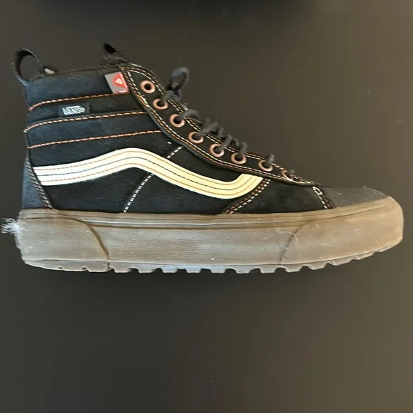 Van’s Off the Wall MTE Women’s size 8 - Picture 2 of 10